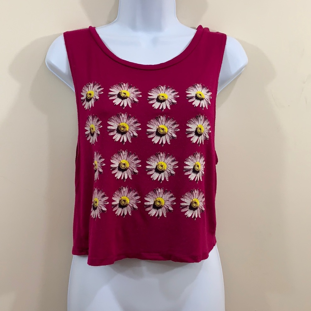 Charlotte Russe Crop Daisy Sleeveless Shirt  Sz XS